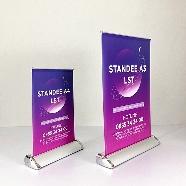 Standee